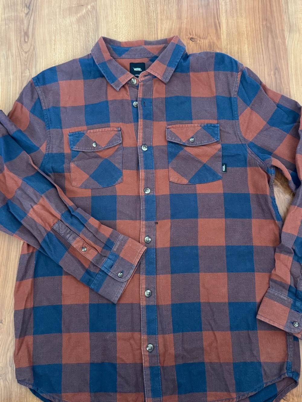 Vans Men’s Rust and Navy Plaid Button-Down Shirt - Picture 1 of 4